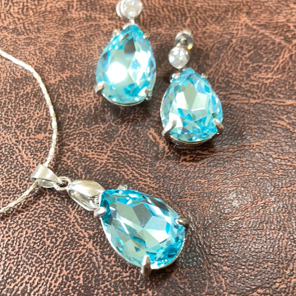 NEW Water drop Jewelry Set